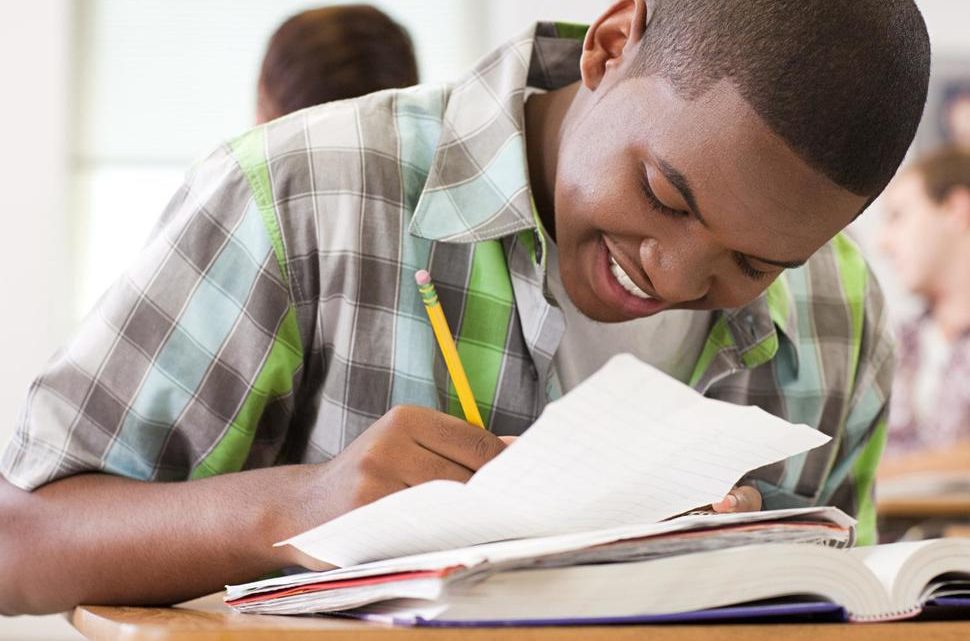 Legal and Ethical Tensions Between Maintaining Confidentiality and Sharing Information Essay Legal and Ethical Tensions Between Maintaining Confidentiality and Sharing Information Essay